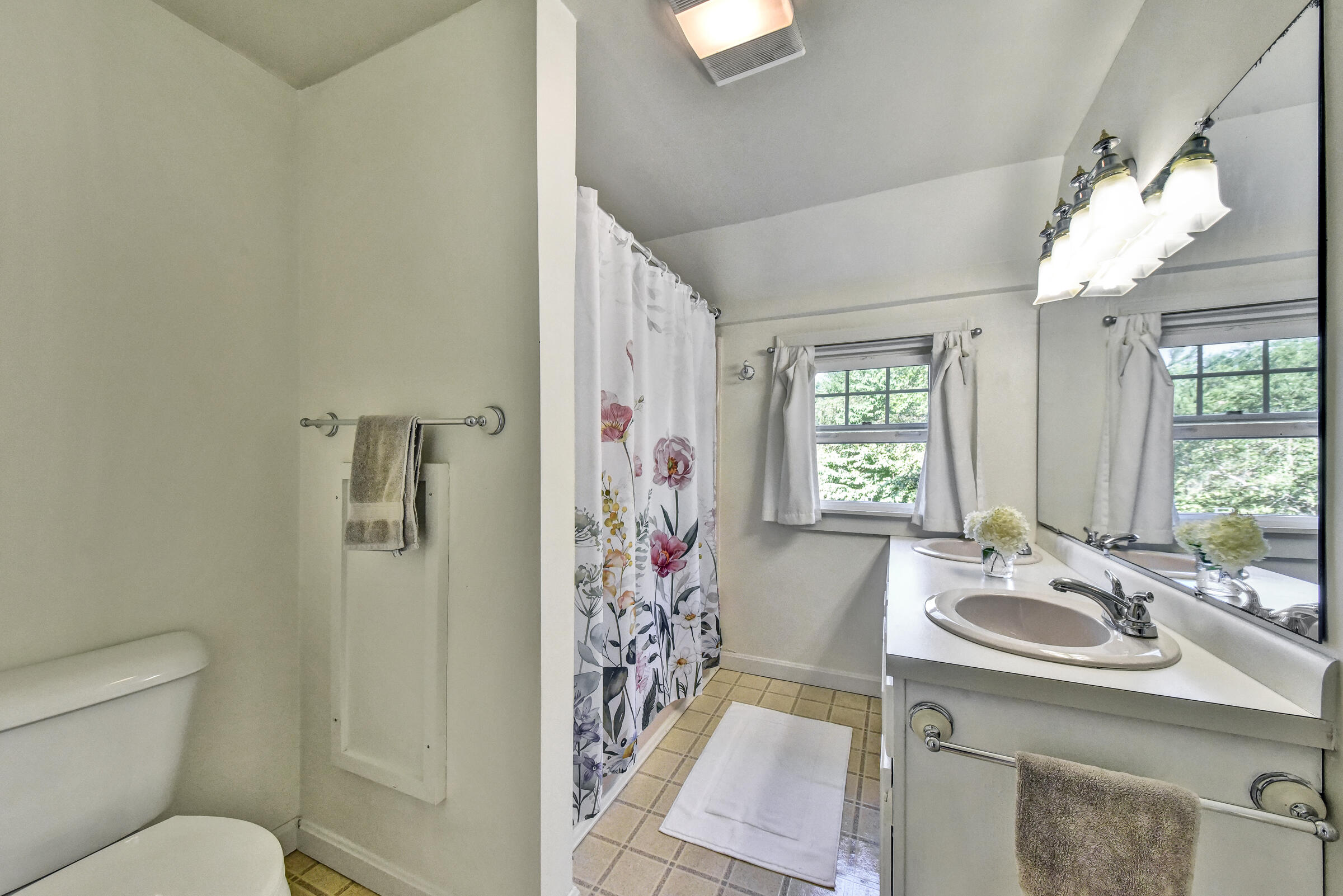 6 Goldenrod Place Brunswick ME 04011