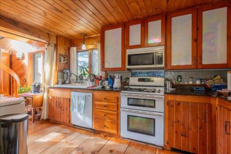 31 Schaefer Lane Saint George ME 04860