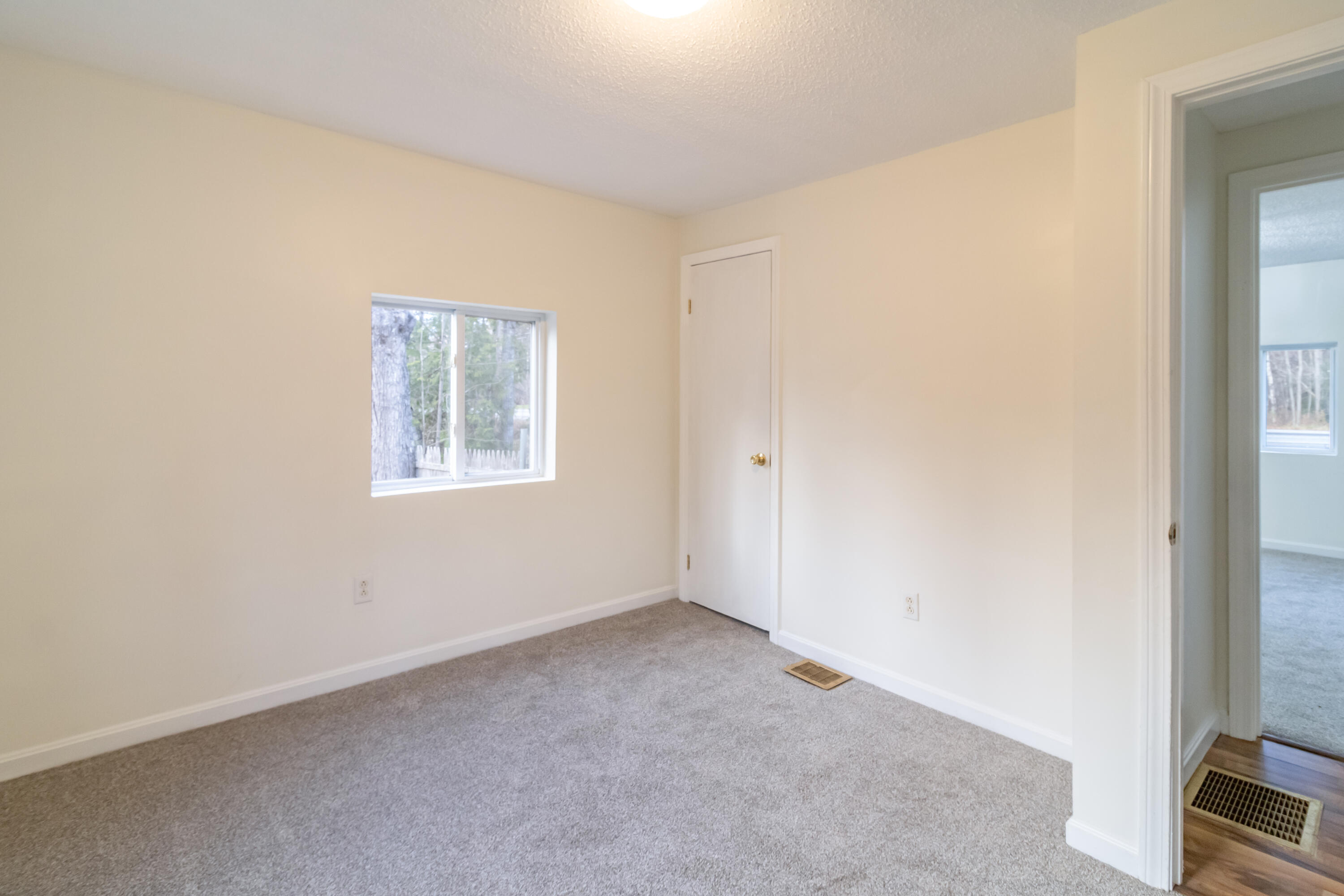 3108 Broadway Glenburn ME 04401
