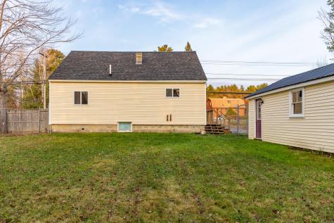 3108 Broadway Glenburn ME 04401