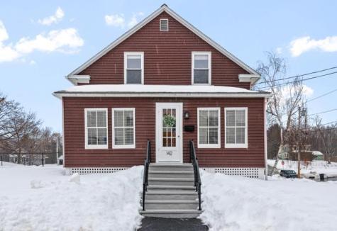 142 Baxter Avenue Auburn ME 04210