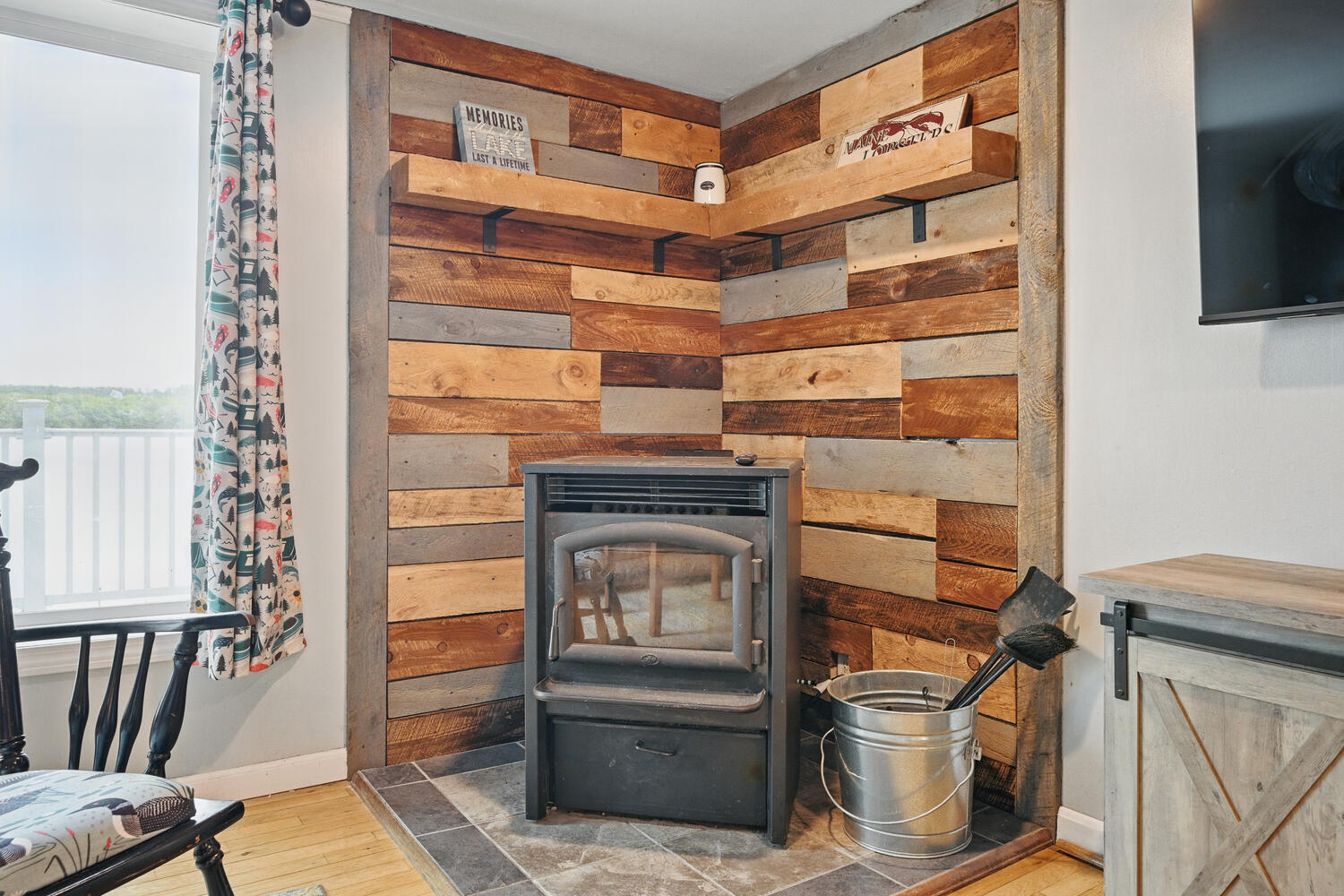 33-34 Gerber Lane Monmouth ME 04259