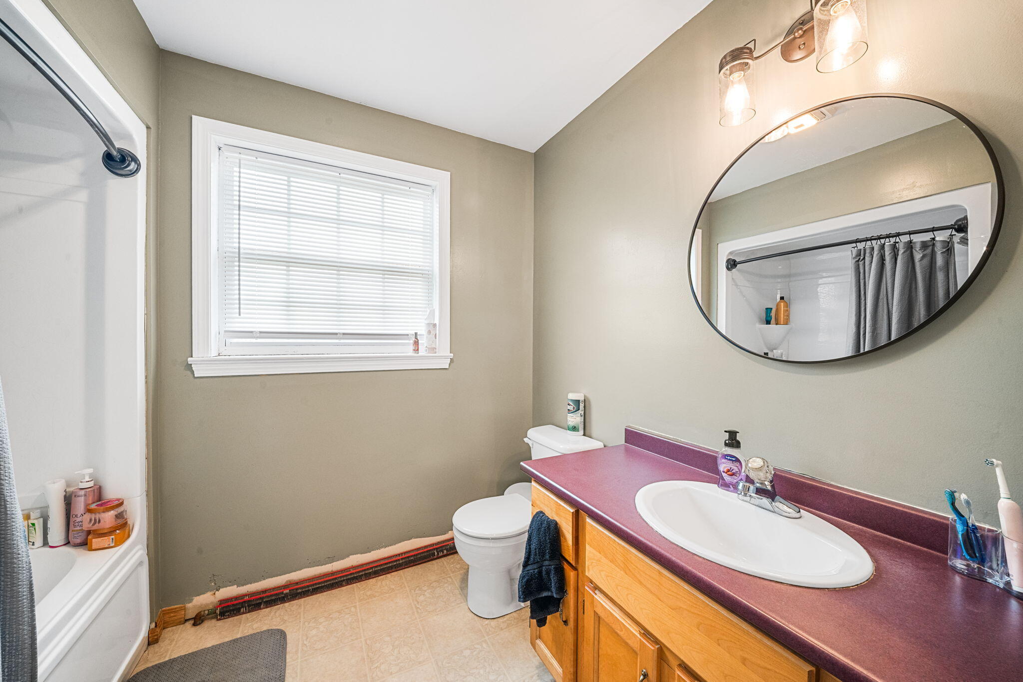 662 U.s. Highway 1 Monticello ME 04760