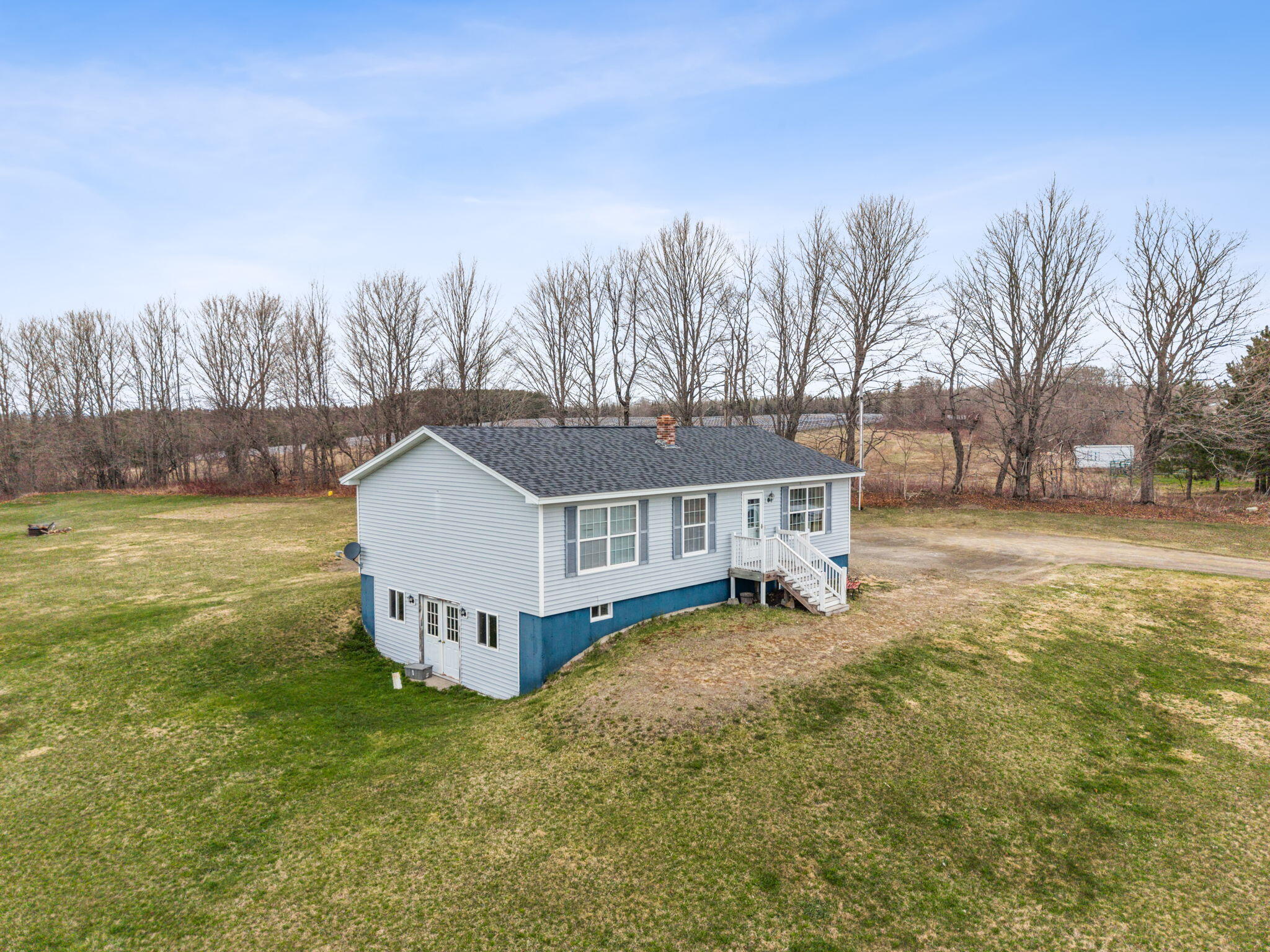 662 U.s. Highway 1 Monticello ME 04760