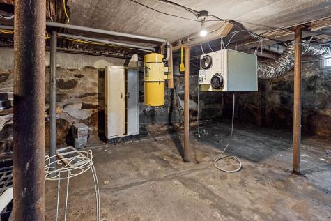 301 Pond Road West Gardiner ME 04345