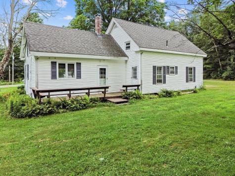 301 Pond Road West Gardiner ME 04345