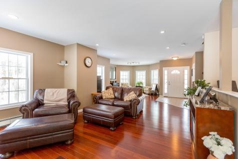 9 Amos Court Lewiston ME 04240