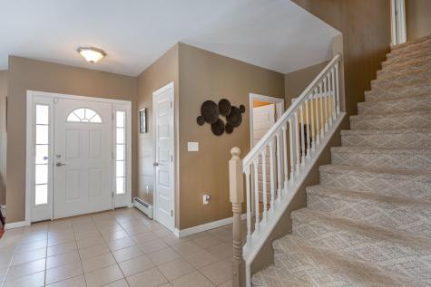 9 Amos Court Lewiston ME 04240
