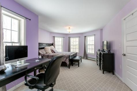 9 Amos Court Lewiston ME 04240
