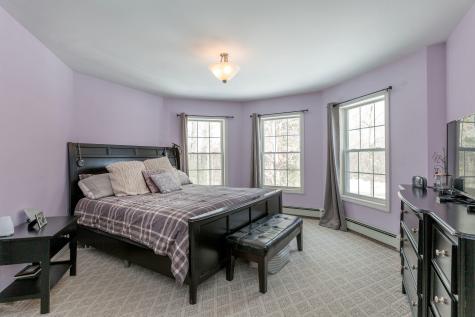 9 Amos Court Lewiston ME 04240