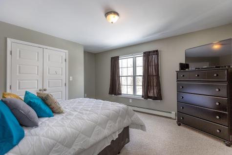 9 Amos Court Lewiston ME 04240