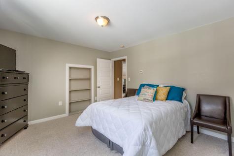 9 Amos Court Lewiston ME 04240