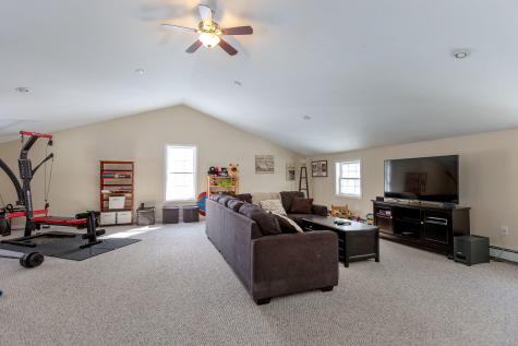 9 Amos Court Lewiston ME 04240