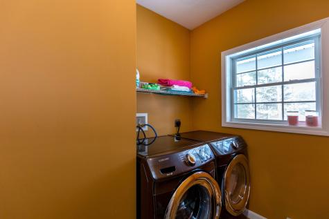 9 Amos Court Lewiston ME 04240