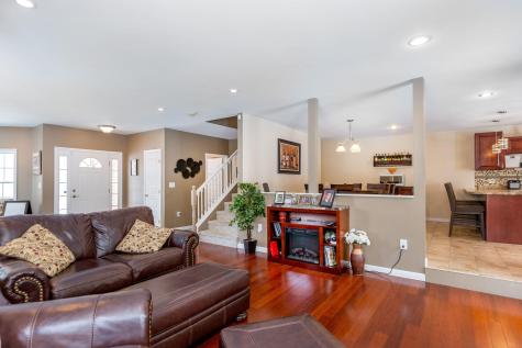 9 Amos Court Lewiston ME 04240