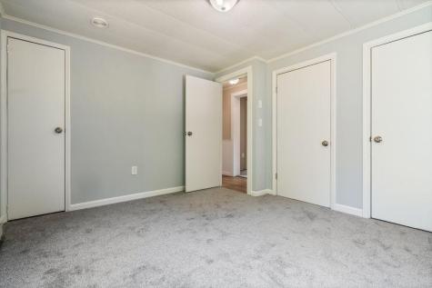 66 Log Cabin Road Arundel ME 04046