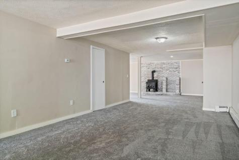 66 Log Cabin Road Arundel ME 04046