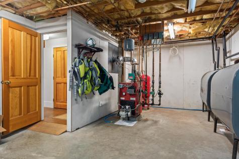 28 Orne Lane Cushing ME 04563