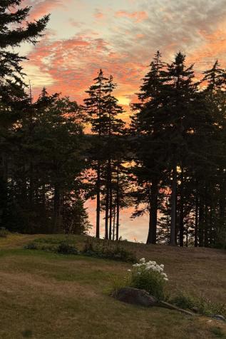 28 Orne Lane Cushing ME 04563