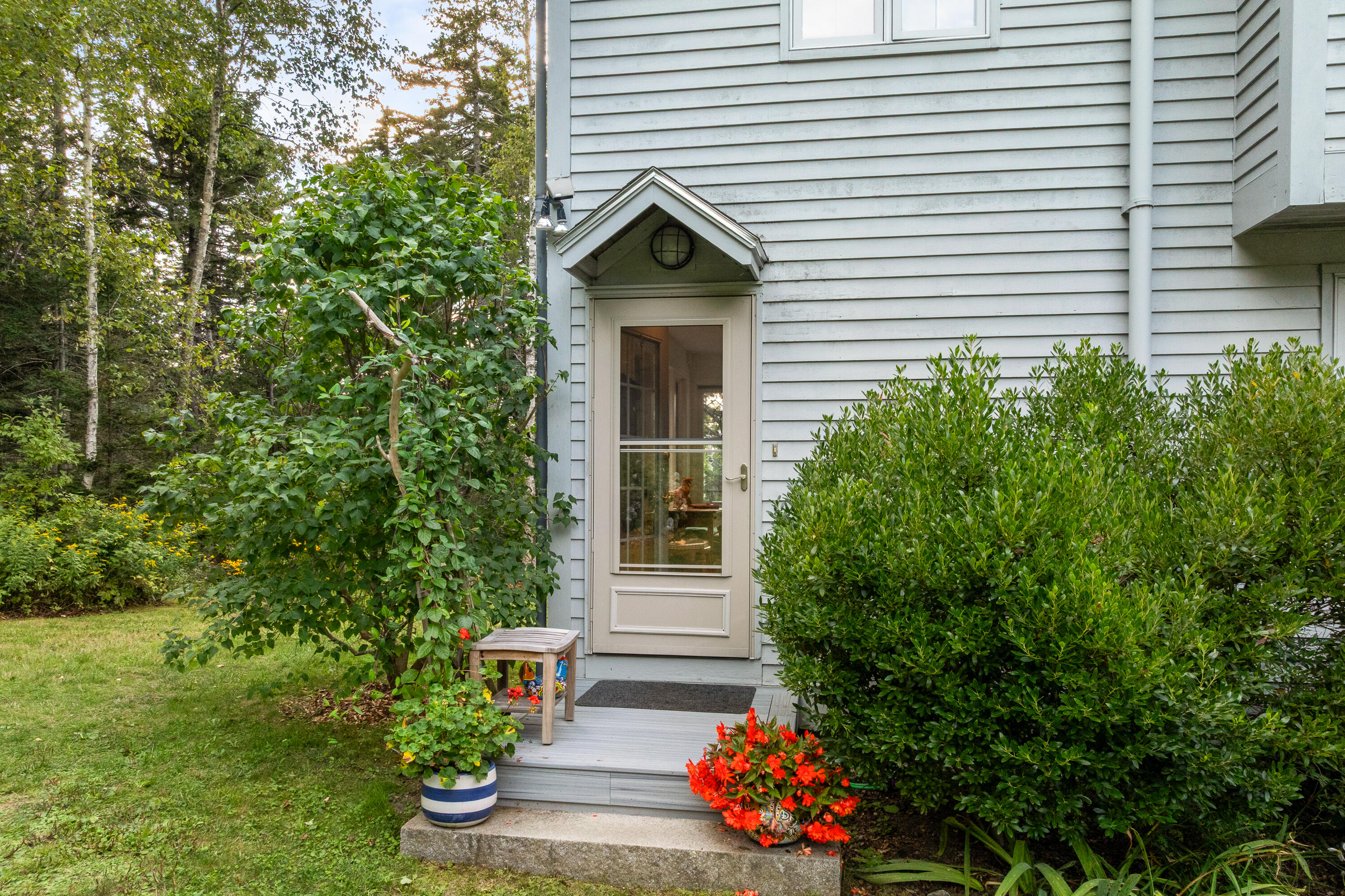 28 Orne Lane Cushing ME 04563