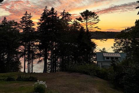 28 Orne Lane Cushing ME 04563