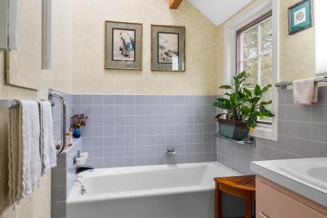 28 Orne Lane Cushing ME 04563