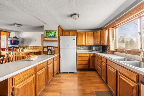 7 Wing Road Levant ME 04456