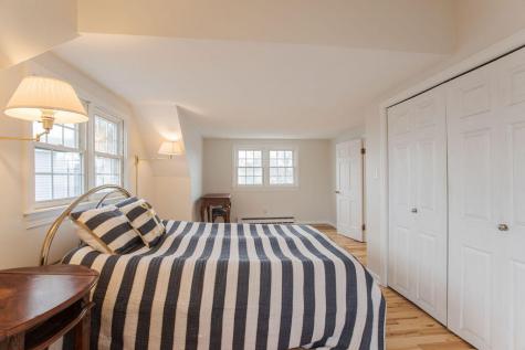 21 Bayview Avenue York ME 03909