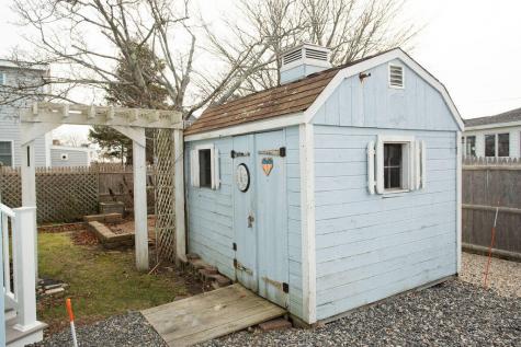21 Bayview Avenue York ME 03909