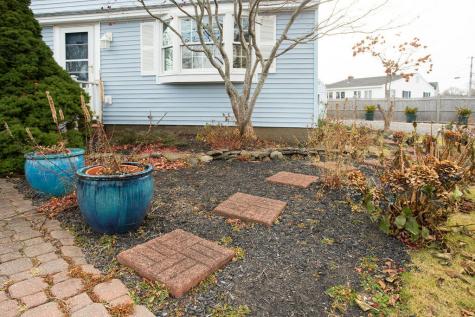 21 Bayview Avenue York ME 03909