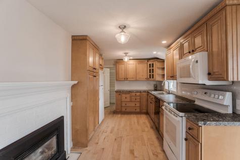 21 Bayview Avenue York ME 03909