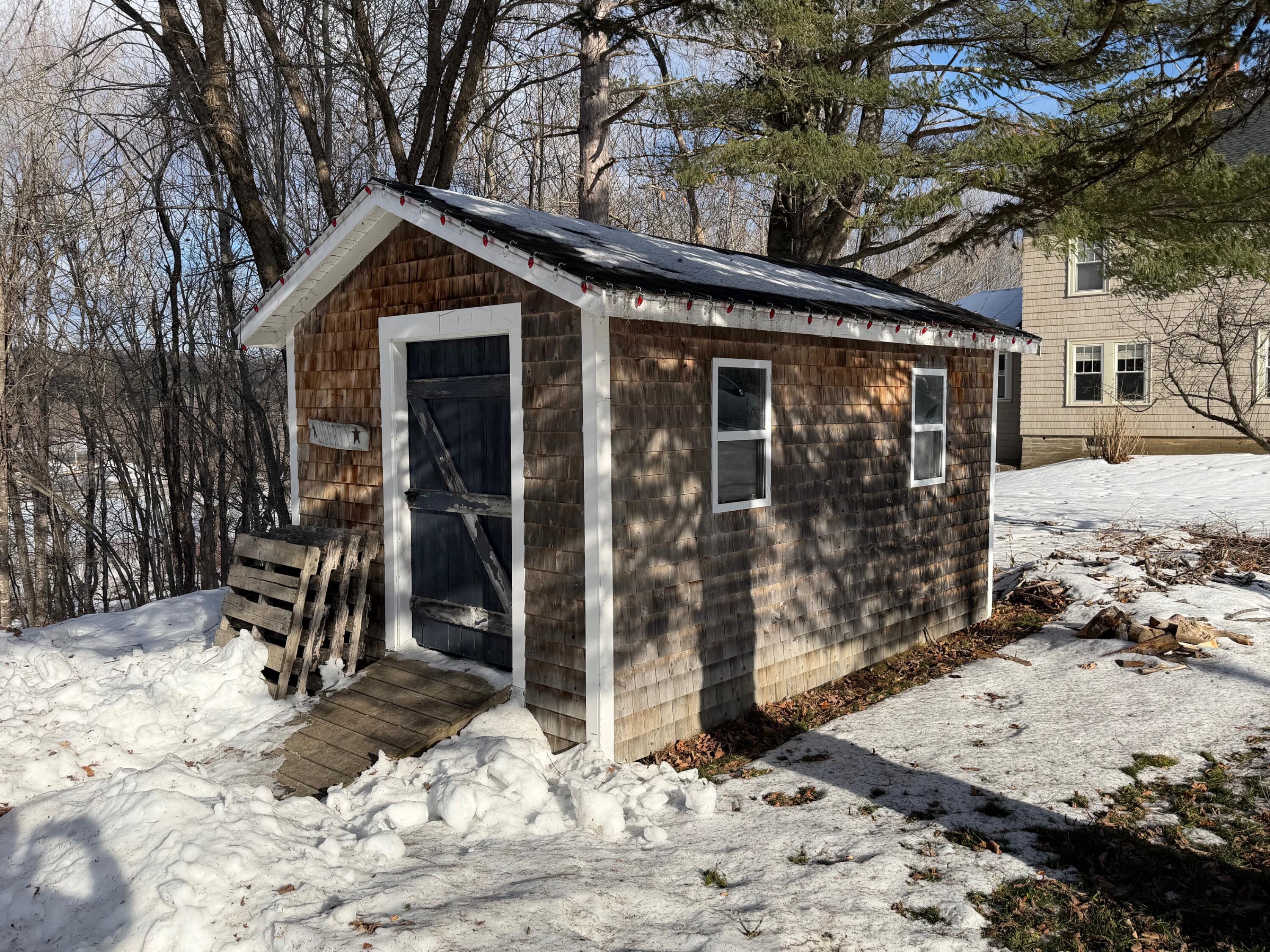 18 Riverside Terrace Guilford ME 04443