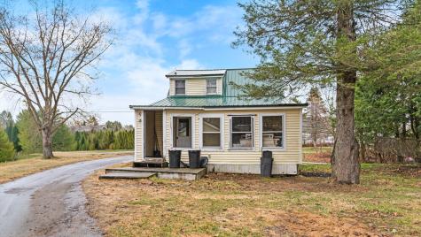 20 Highland Avenue Bradley ME 04411