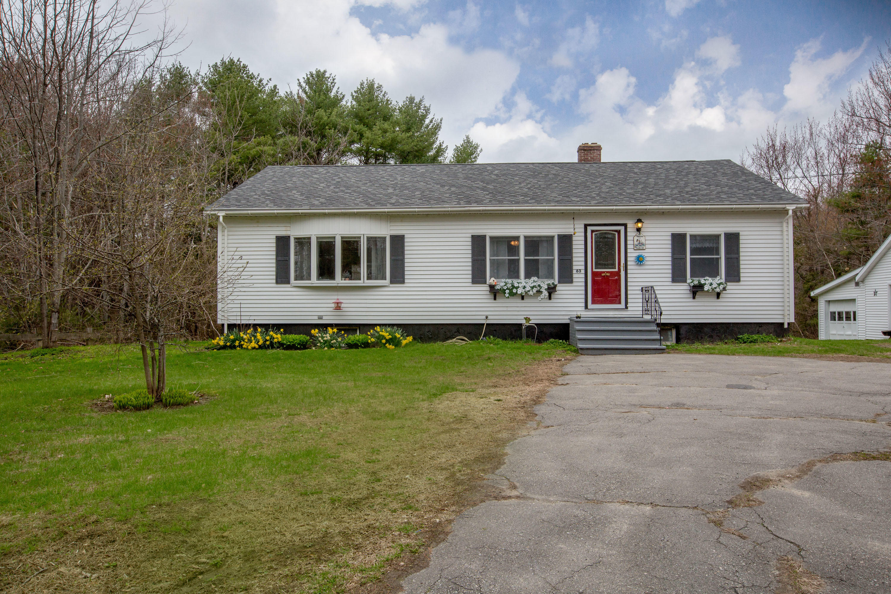 63 Old Brunswick Road Gardiner ME 04345