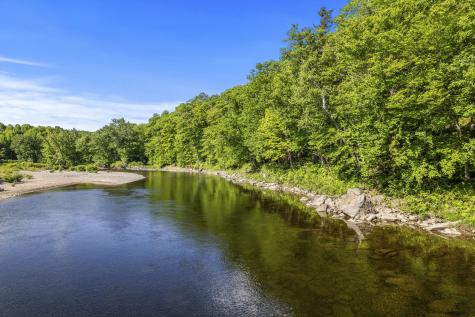 669 S Strong Road Strong ME 04983