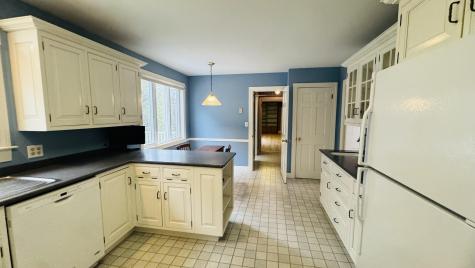 4 Dorcas Avenue Caribou ME 04736