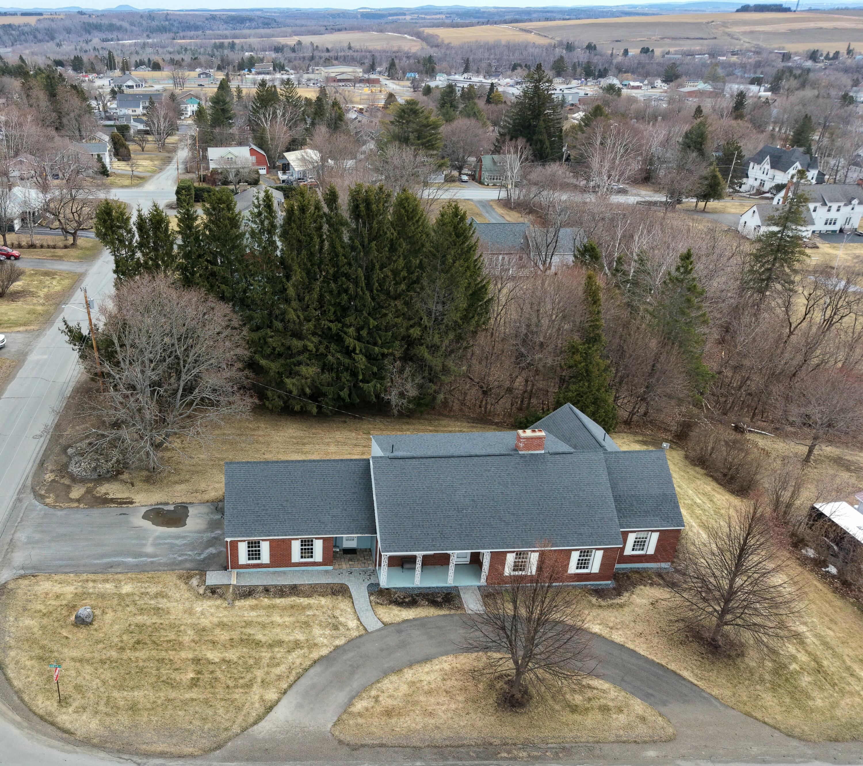 4 Dorcas Avenue Caribou ME 04736