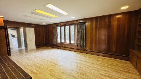 4 Dorcas Avenue Caribou ME 04736