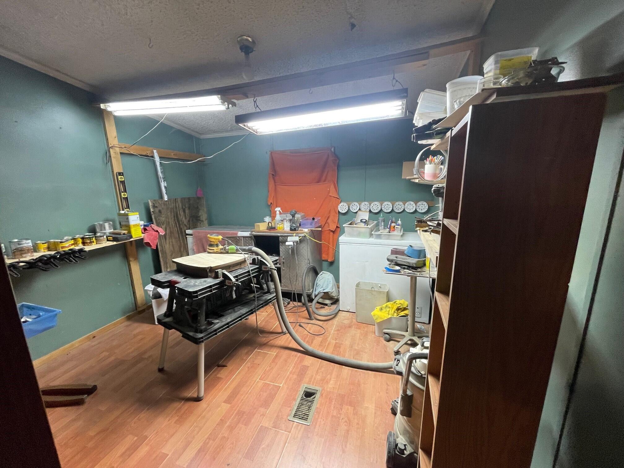 9 Jackson Dexter ME 04930