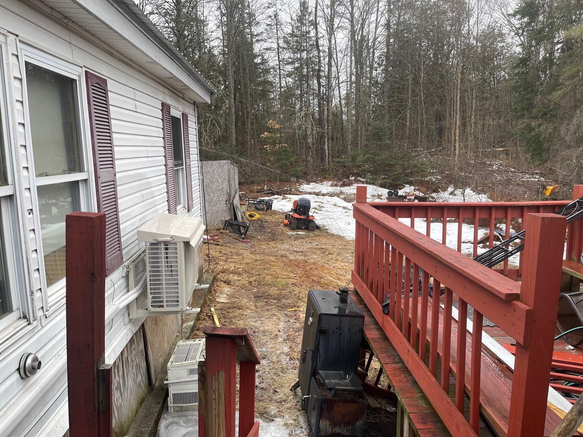 9 Jackson Dexter ME 04930