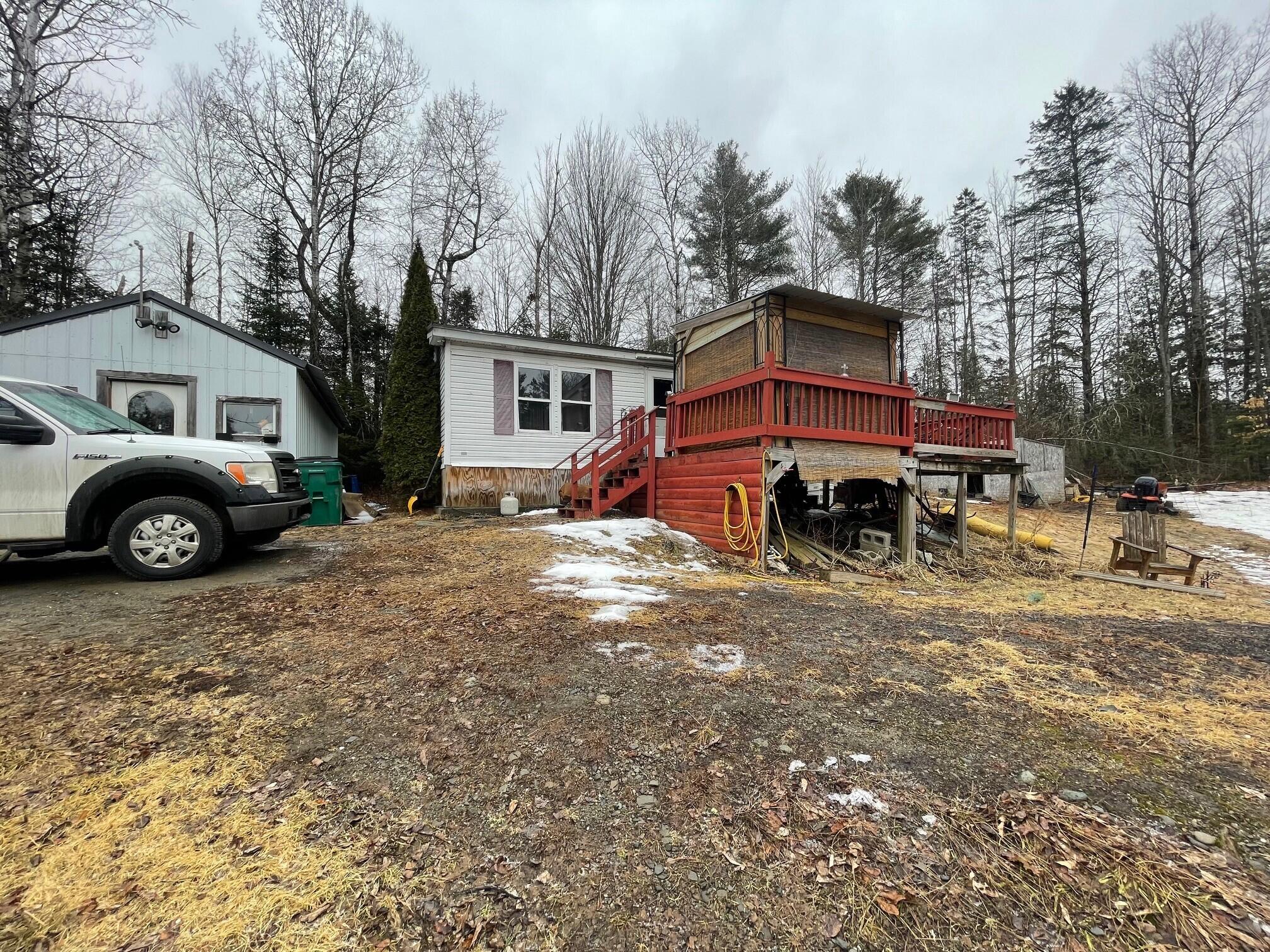 9 Jackson Dexter ME 04930