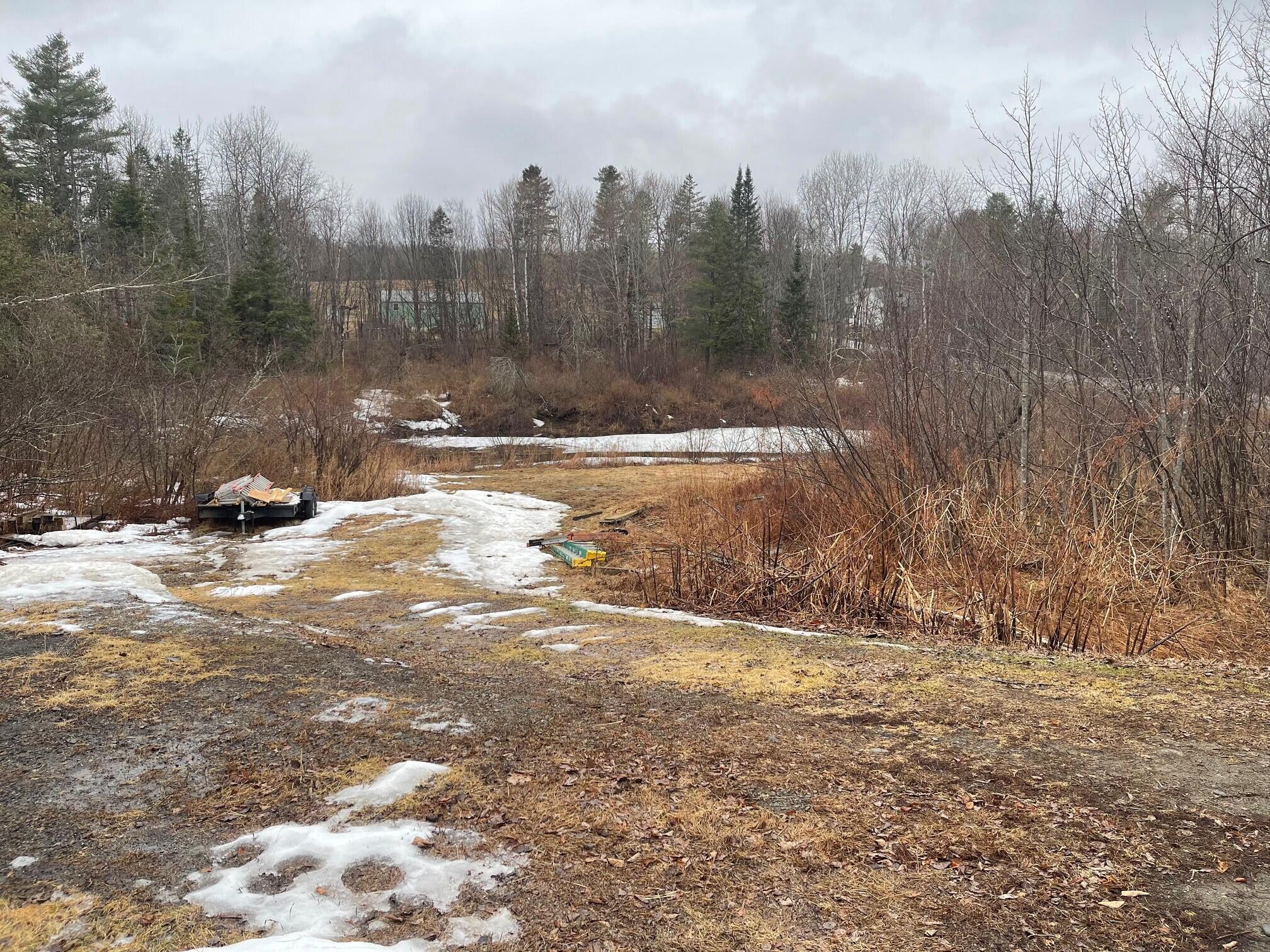 9 Jackson Dexter ME 04930