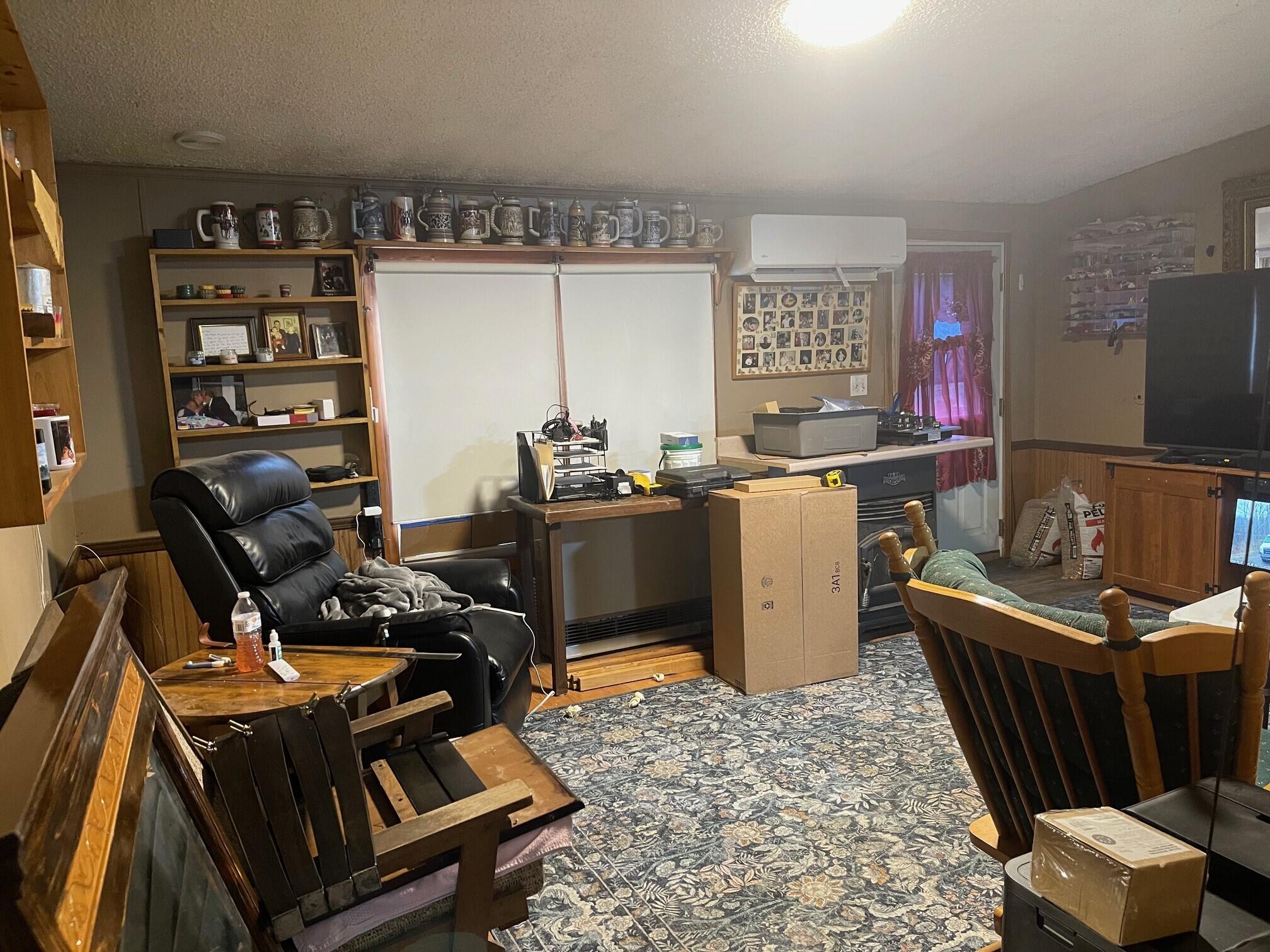 9 Jackson Dexter ME 04930