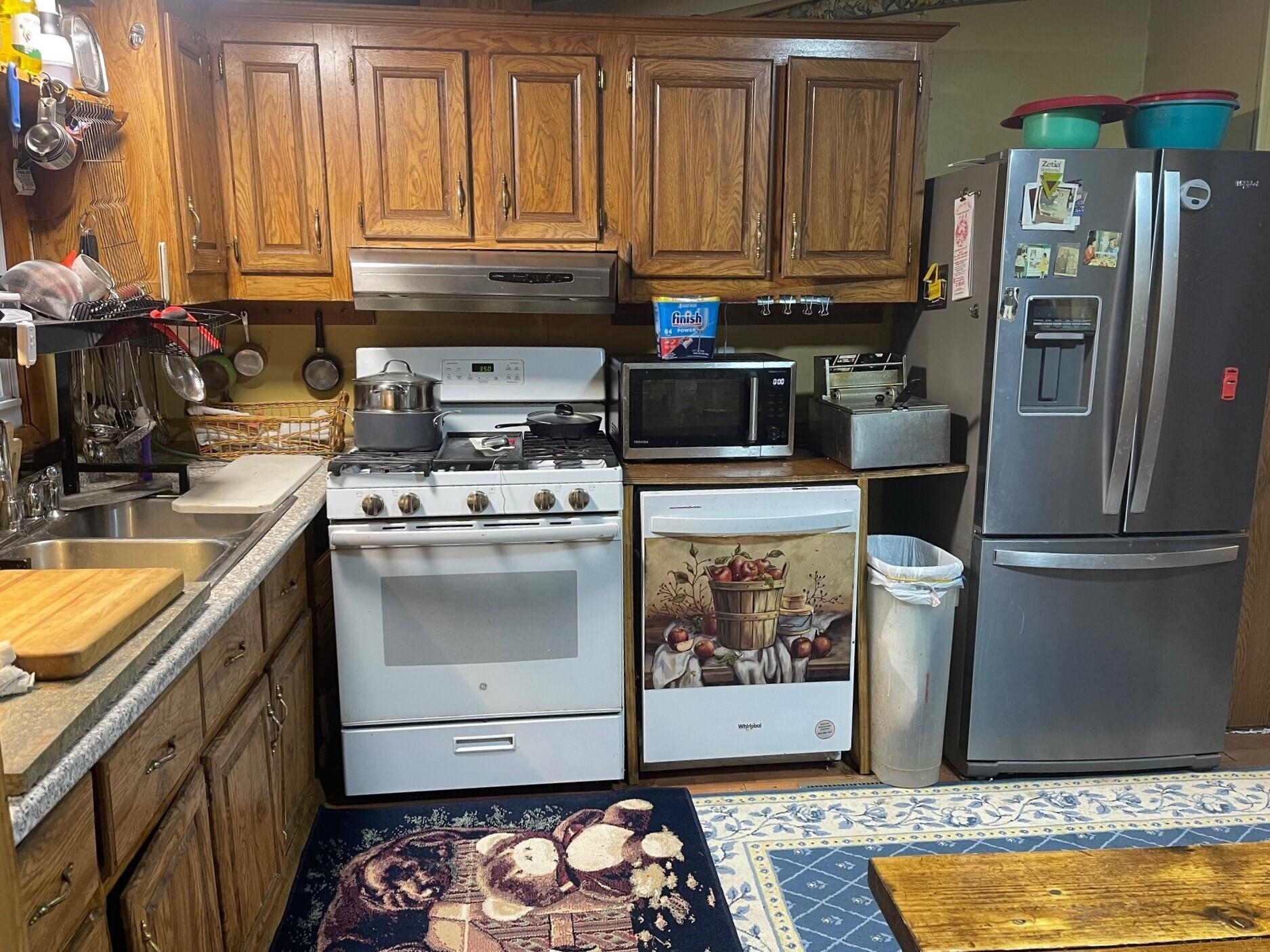 9 Jackson Dexter ME 04930