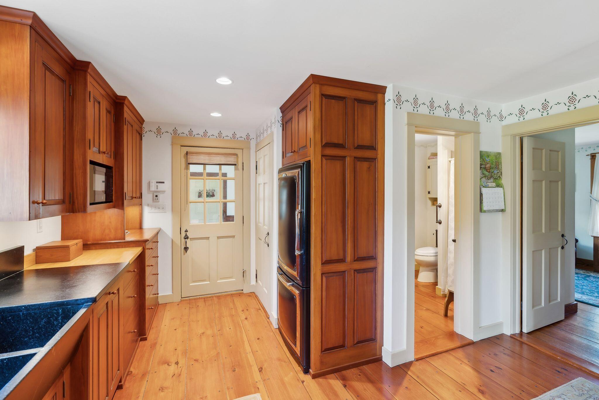 33 Smith Road Hallowell ME 04347