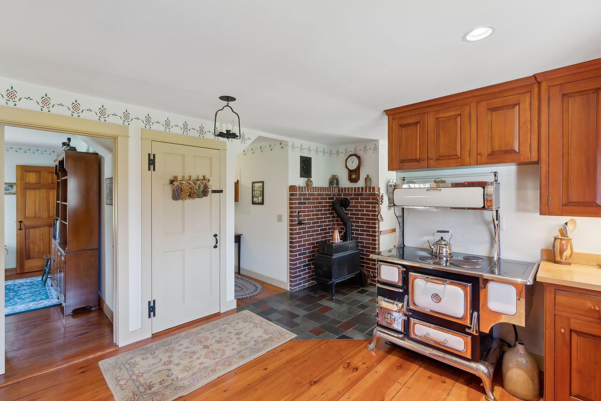 33 Smith Road Hallowell ME 04347