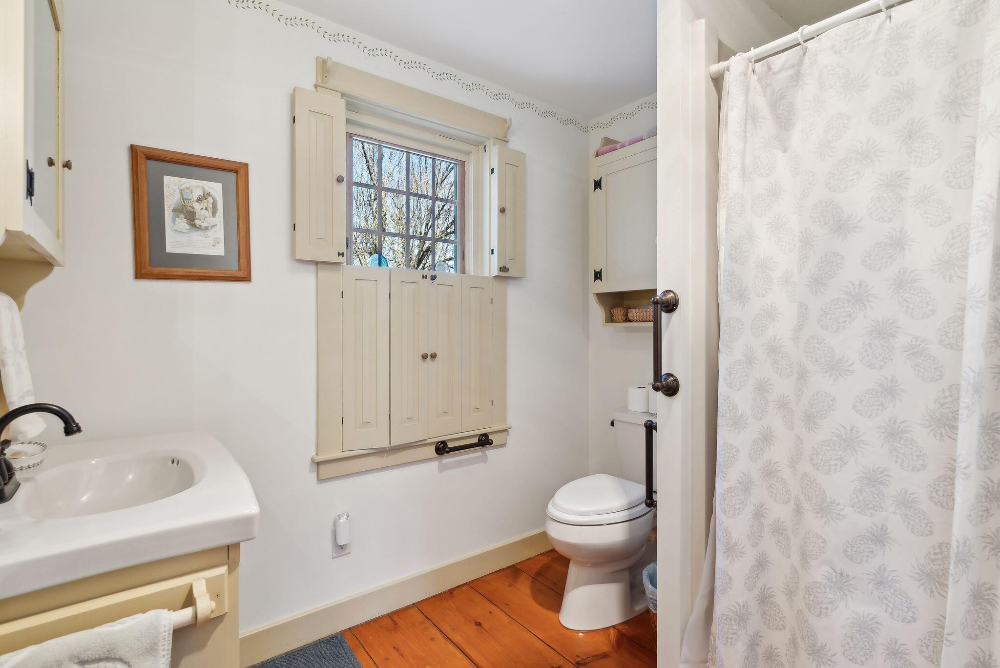 33 Smith Road Hallowell ME 04347