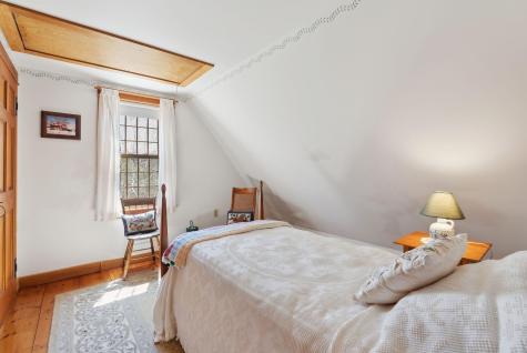 33 Smith Road Hallowell ME 04347