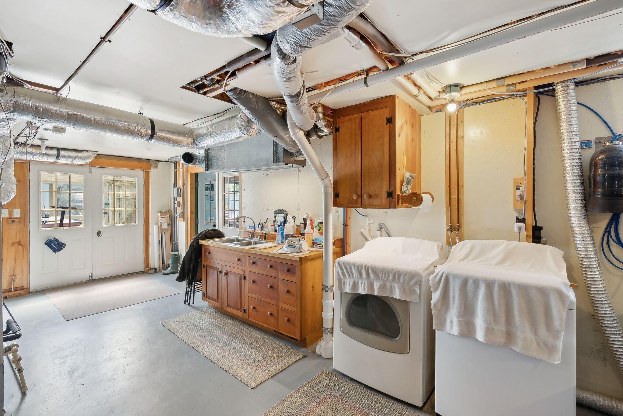 33 Smith Road Hallowell ME 04347