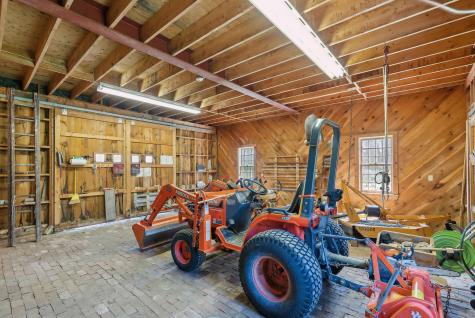 33 Smith Road Hallowell ME 04347